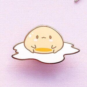 Sunny Side Up Egg Enamel Pin - Kawaii Brooch - Gold Plated Jewelry
